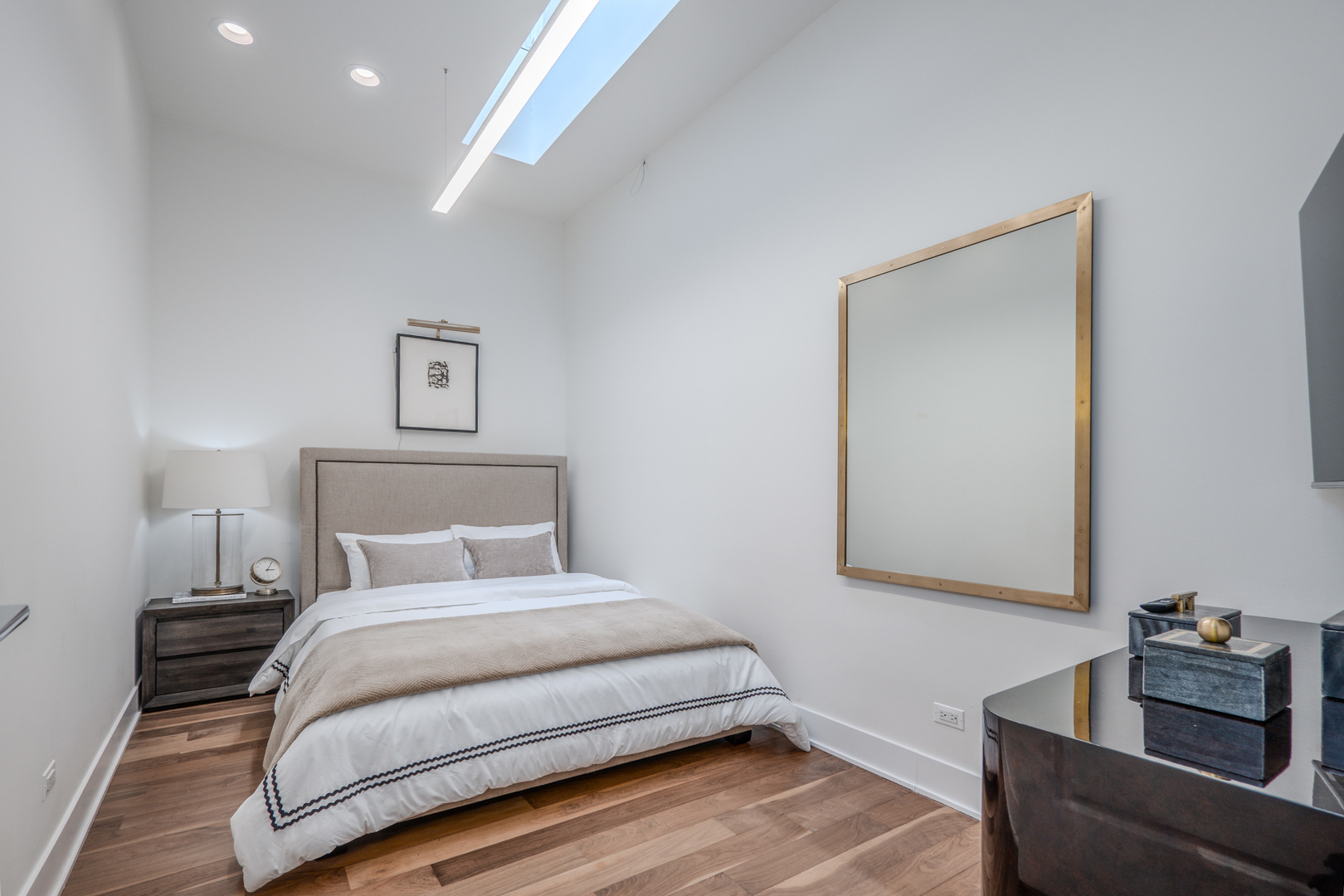 22 East Elm Street, Unit PH Chicago, IL 60611 - Photo 13 of 36