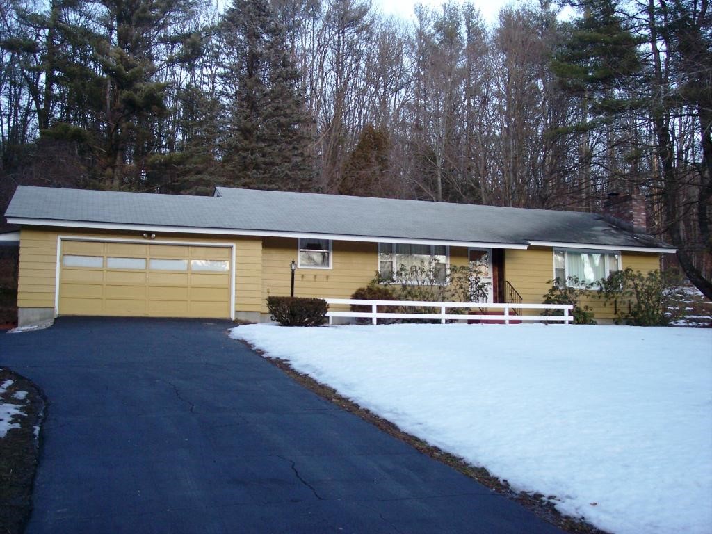 199 Meriden Road Lebanon, NH 03766 - Photo 1 of 19 Gallery Image 1