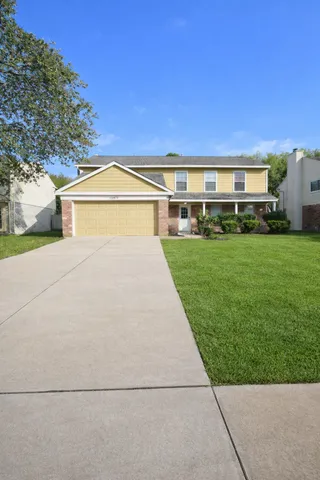 $2,600 | 15914 Pinyon Creek Drive, Houston, TX 77095