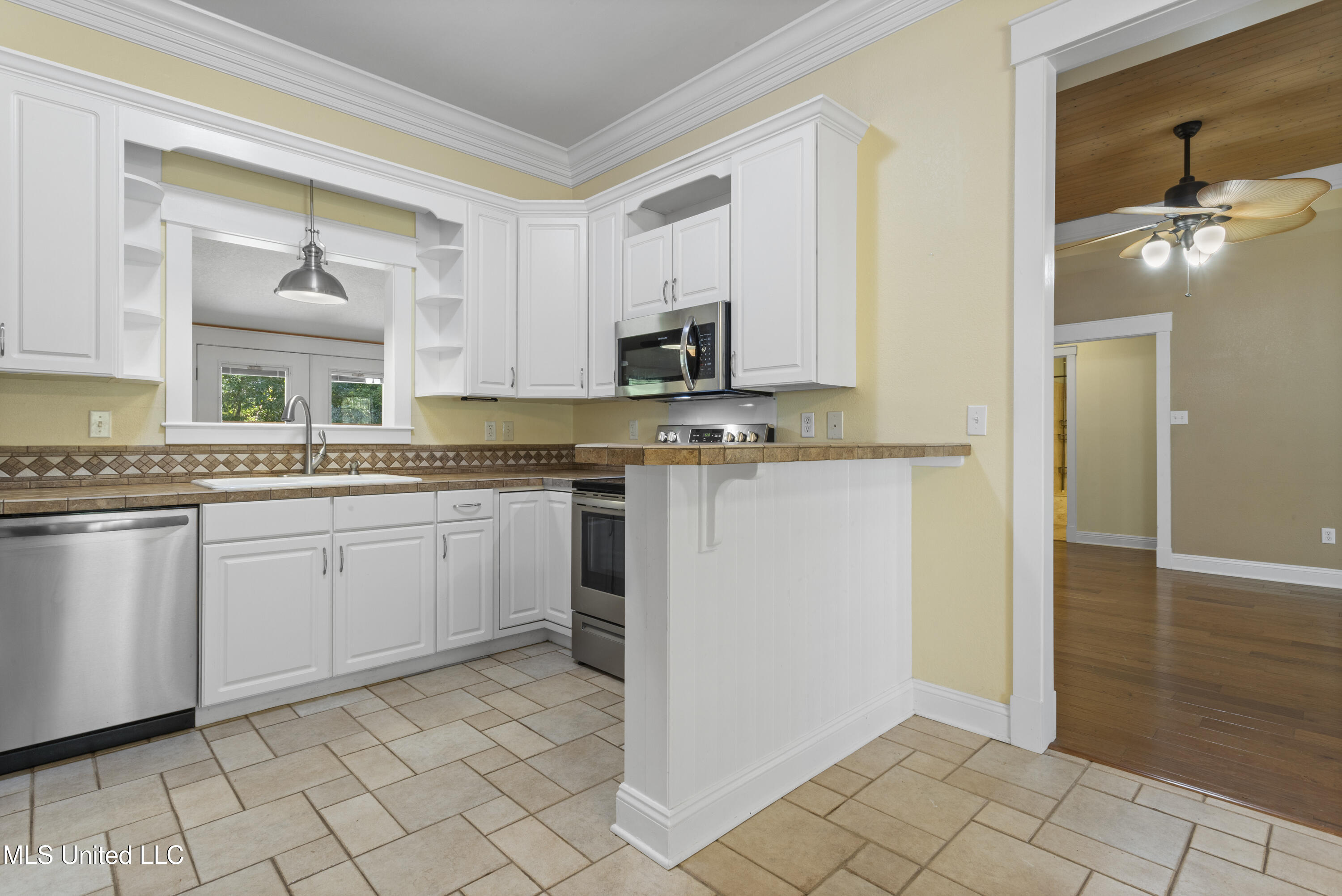 3300 Seabass Road Gautier, MS 39553 - Photo 14 of 36 0014