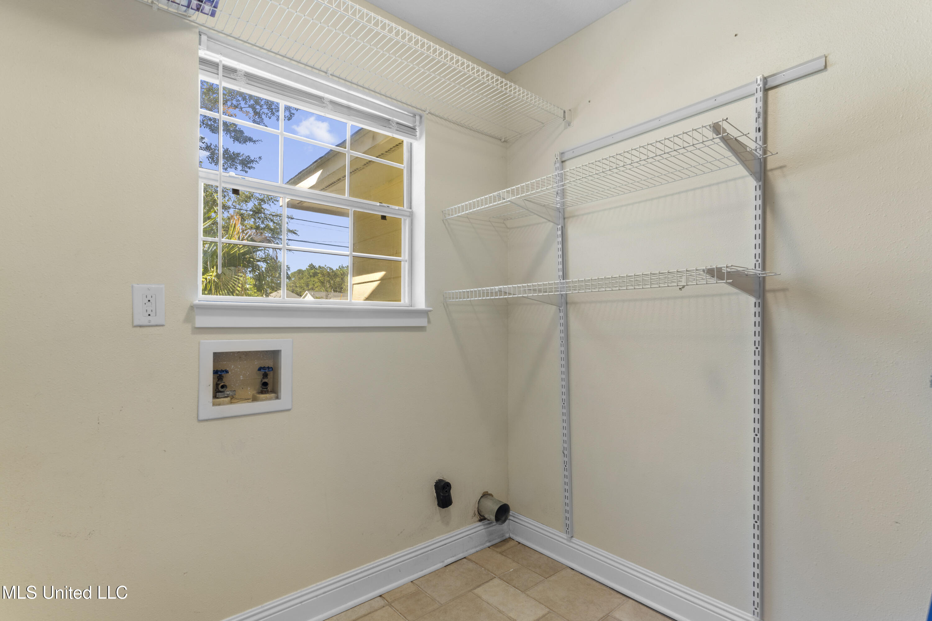 3300 Seabass Road Gautier, MS 39553 - Photo 31 of 36 0031