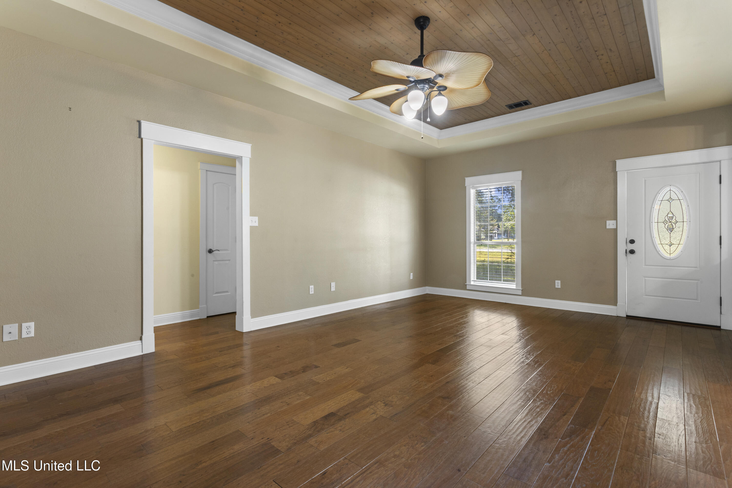 3300 Seabass Road Gautier, MS 39553 - Photo 8 of 36 0005