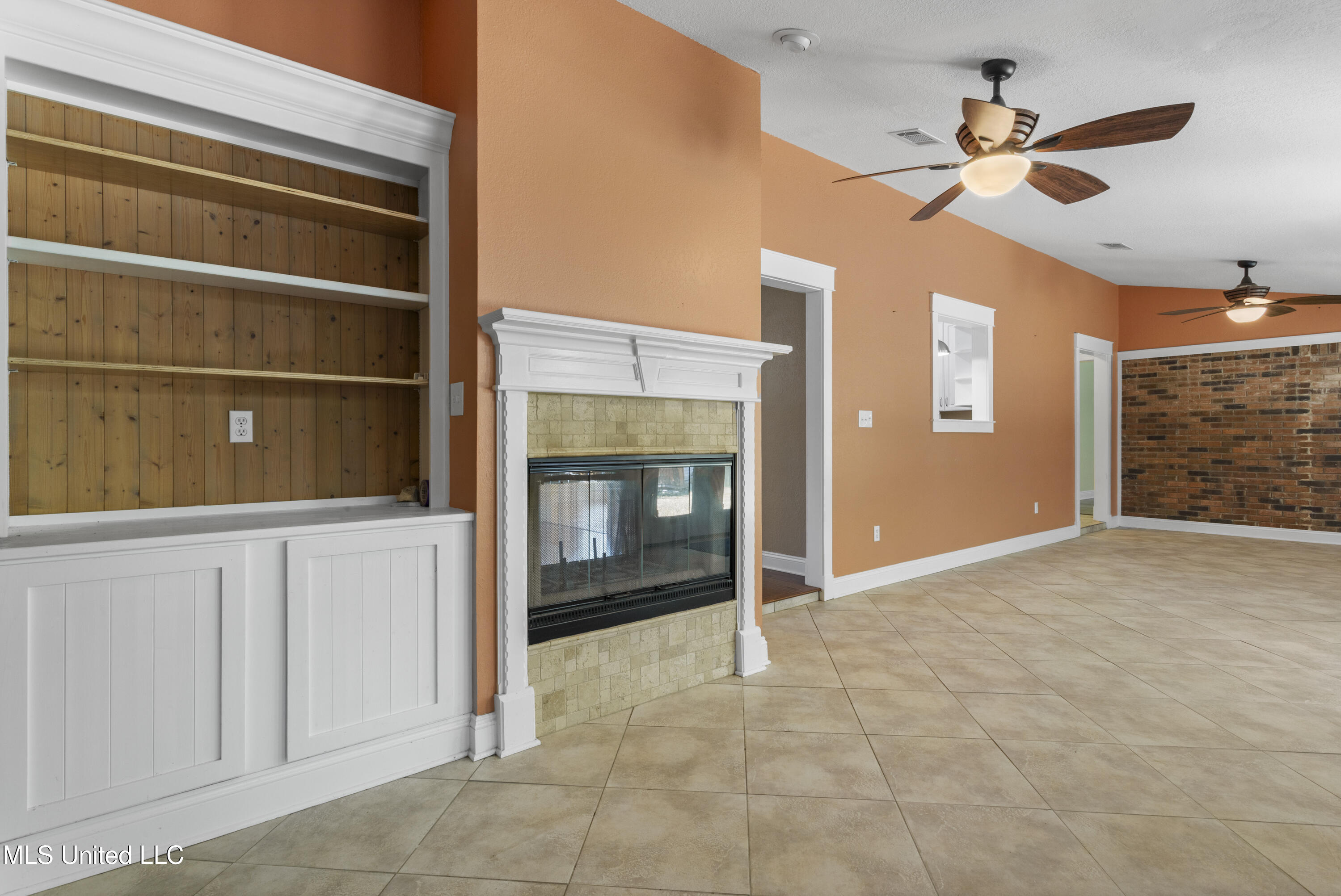 3300 Seabass Road Gautier, MS 39553 - Photo 10 of 36 0010