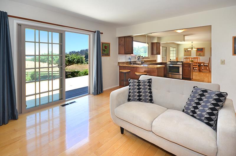 664 Larkin Valley Road Watsonville, CA 95076 - Photo 7 of 25 Gallery Image 7