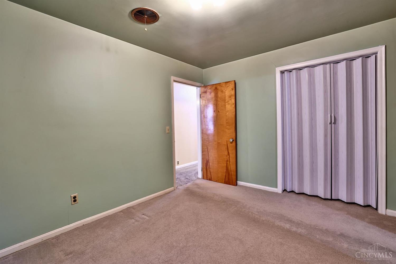 10709 Edgewood Road Harrison, OH 45030 - Photo 21 of 43 Gallery Image 21
