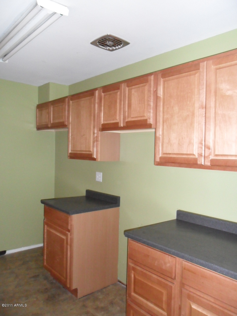 3523 East Granada Road Phoenix, AZ 85008 - Photo 12 of 31 SAM_0962