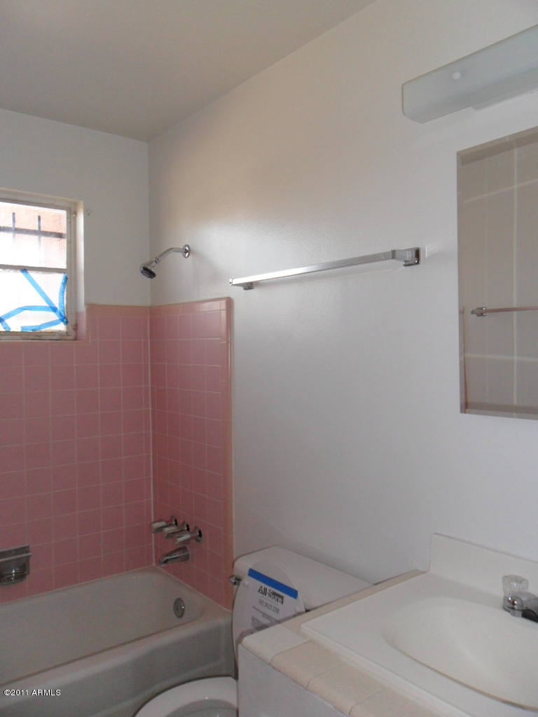 3523 East Granada Road Phoenix, AZ 85008 - Photo 21 of 31 SAM_0971
