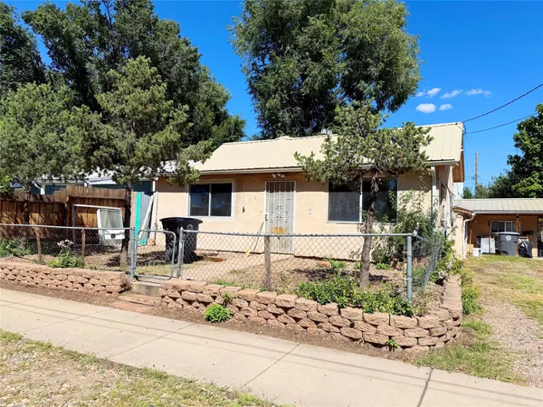 $143,900 | 1412 8th Street, Las Vegas, NM 87701
