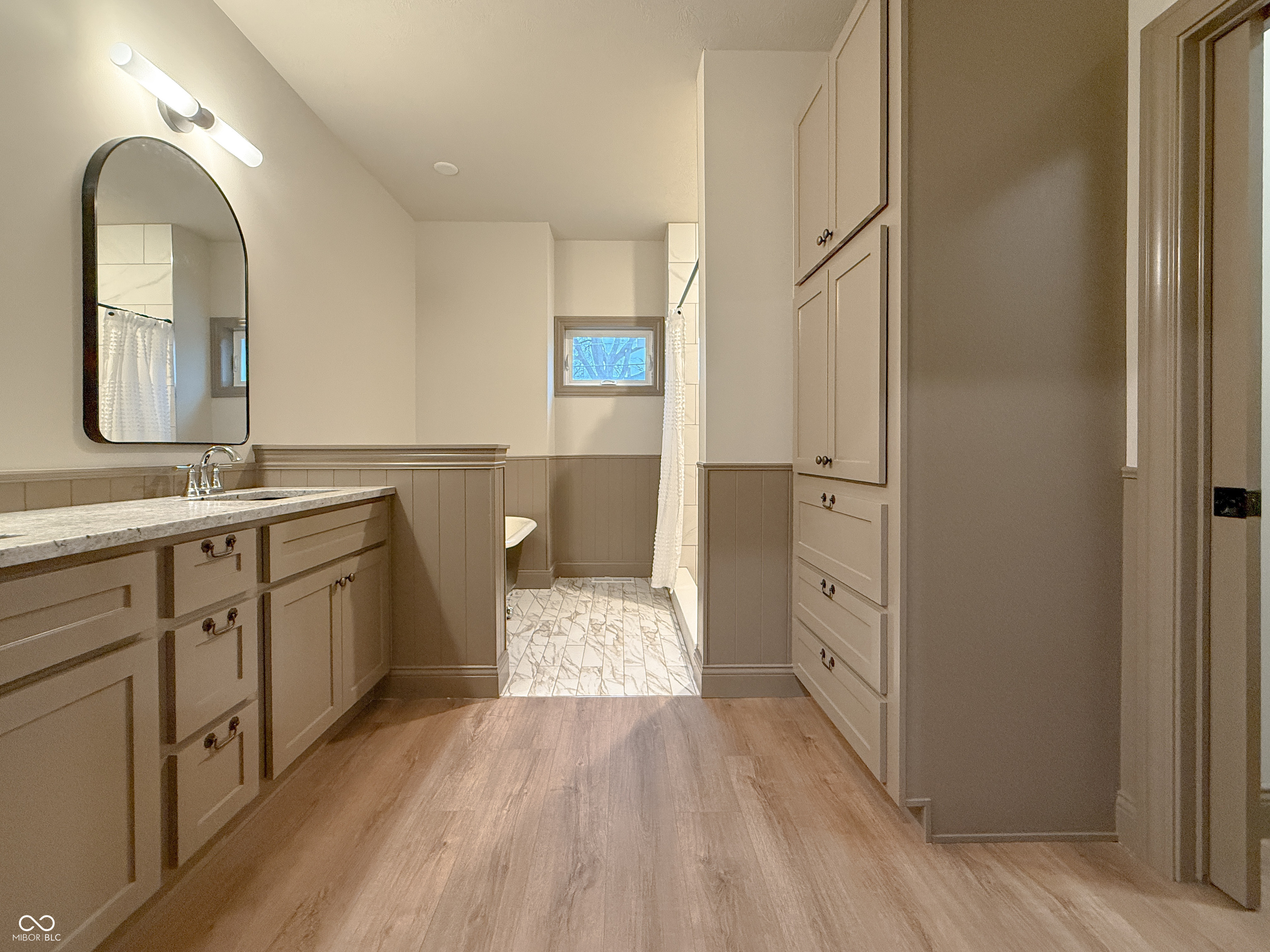 403 Main Street Hope, IN 47246 - Photo 21 of 35