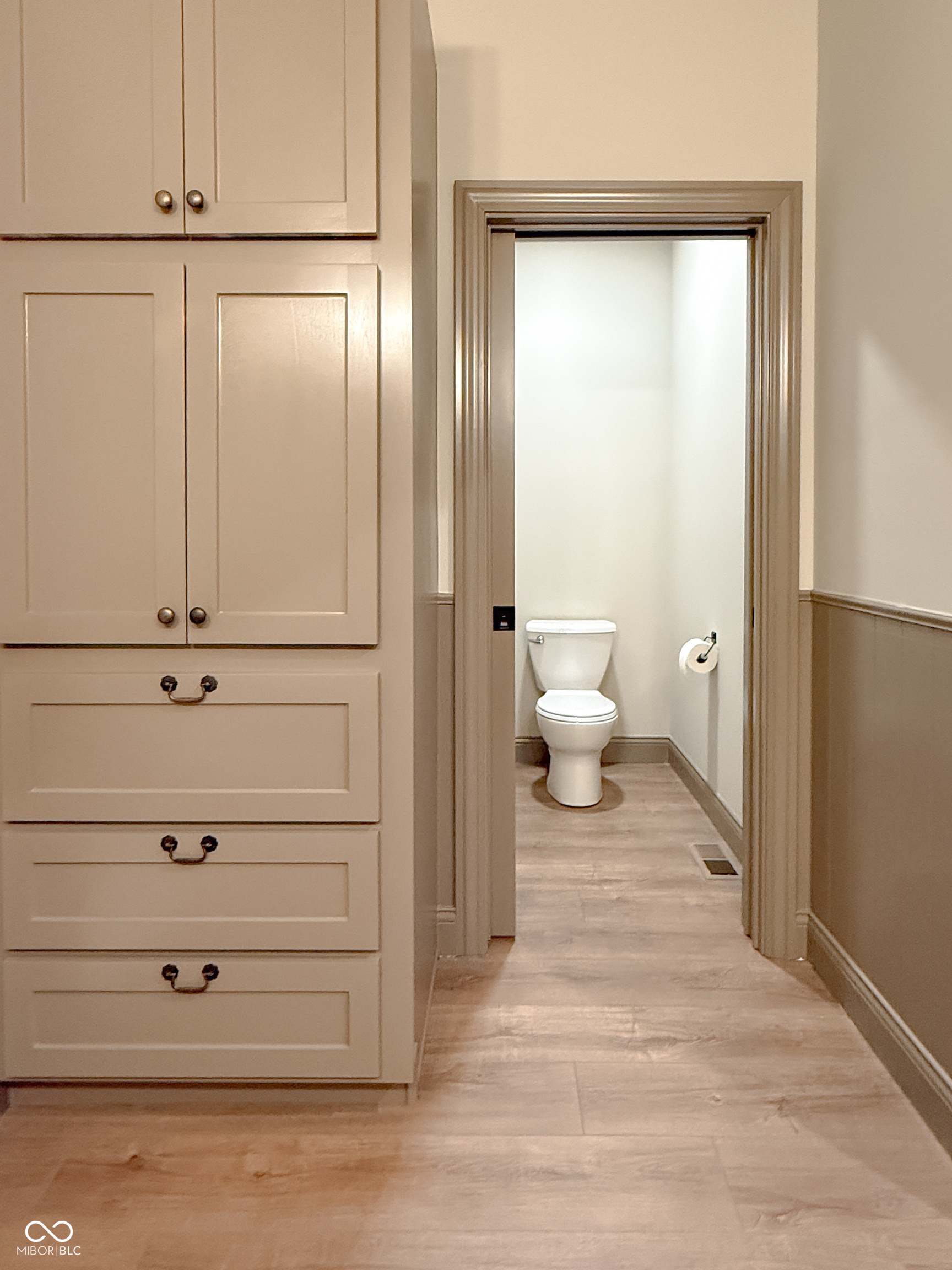 403 Main Street Hope, IN 47246 - Photo 27 of 35