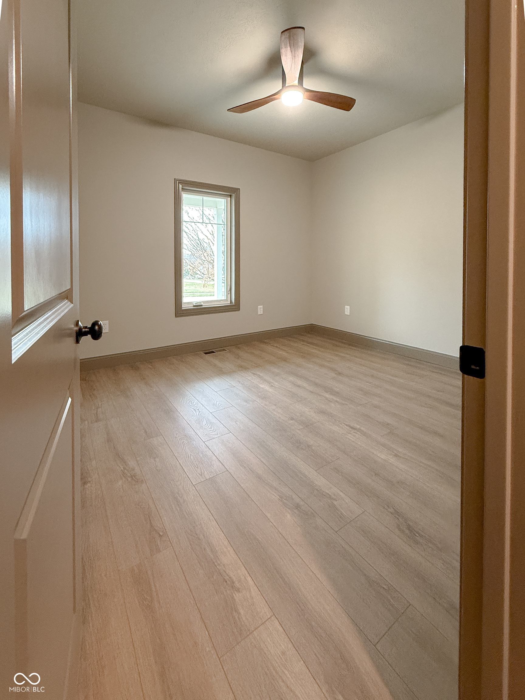 403 Main Street Hope, IN 47246 - Photo 29 of 35