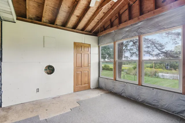 $550,000 | N9607 Highway 83 East Troy Wi 53120, Mukwonago, WI 53149