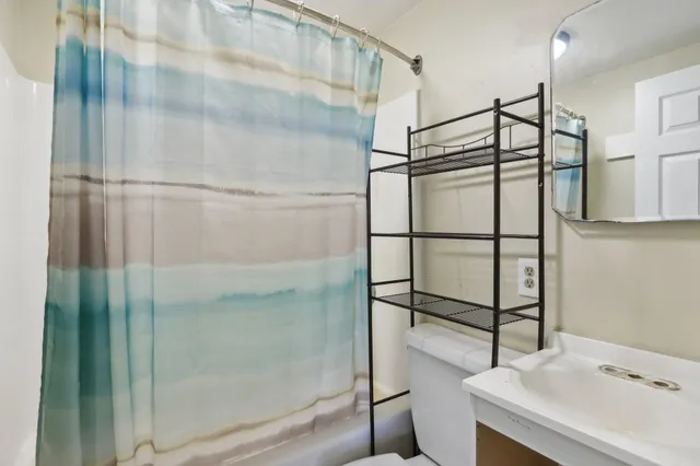 $550,000 | N9607 Highway 83 East Troy Wi 53120, Mukwonago, WI 53149