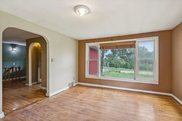 $550,000 | N9607 Highway 83 East Troy Wi 53120, Mukwonago, WI 53149