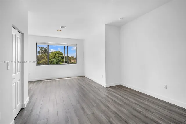 a view of walk in closet