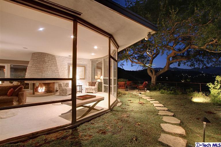 Undisclosed Address Pasadena, CA 91103 - Photo 23 of 27 Additional Photo