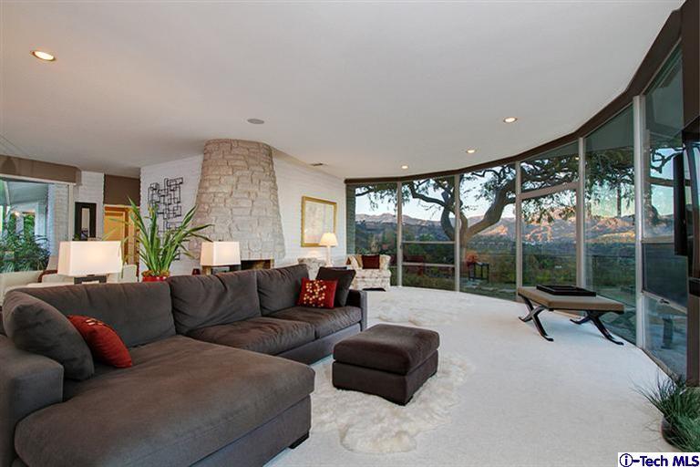 Undisclosed Address Pasadena, CA 91103 - Photo 5 of 27 Additional Photo