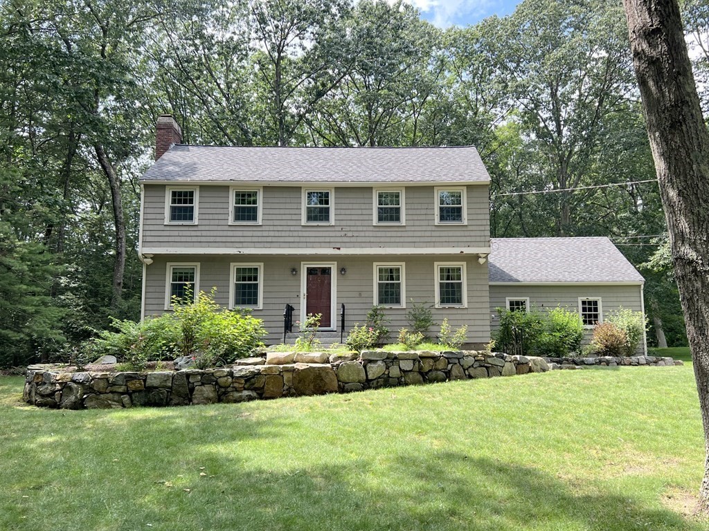 36 Amble Road Chelmsford, MA 01824 - Photo 1 of 36 Gallery Image 1