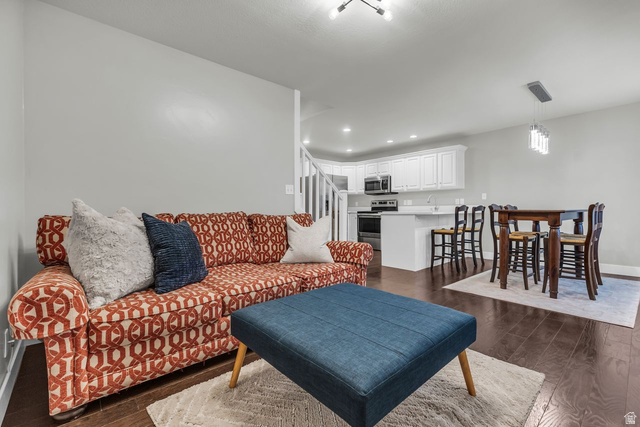 241 West 1010th Street South Logan, UT 84321 - Photo 5 of 40