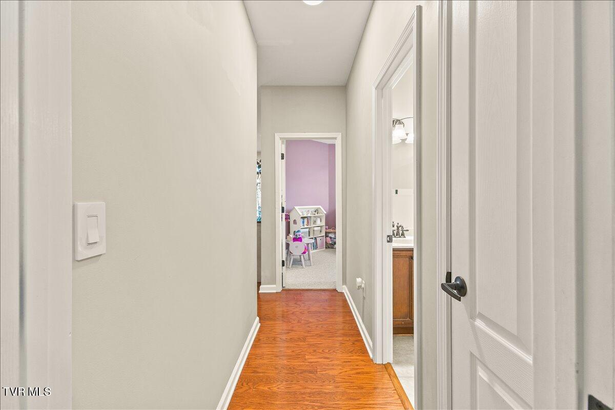 1125 Hammett Road Johnson City, TN 37615 - Photo 17 of 52 08-128A3515