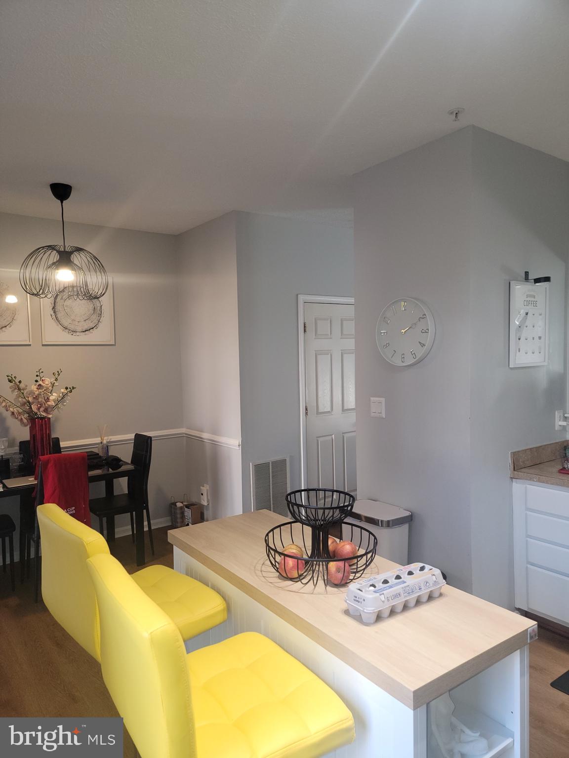 37 Gunfalls Garth Baltimore, MD 21236 - Photo 13 of 64 Kitchen