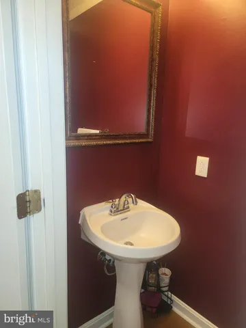 $375,000 | 37 Gunfalls Garth, Baltimore, MD 21236