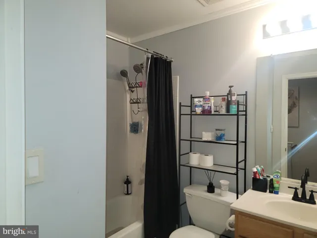 $375,000 | 37 Gunfalls Garth, Baltimore, MD 21236