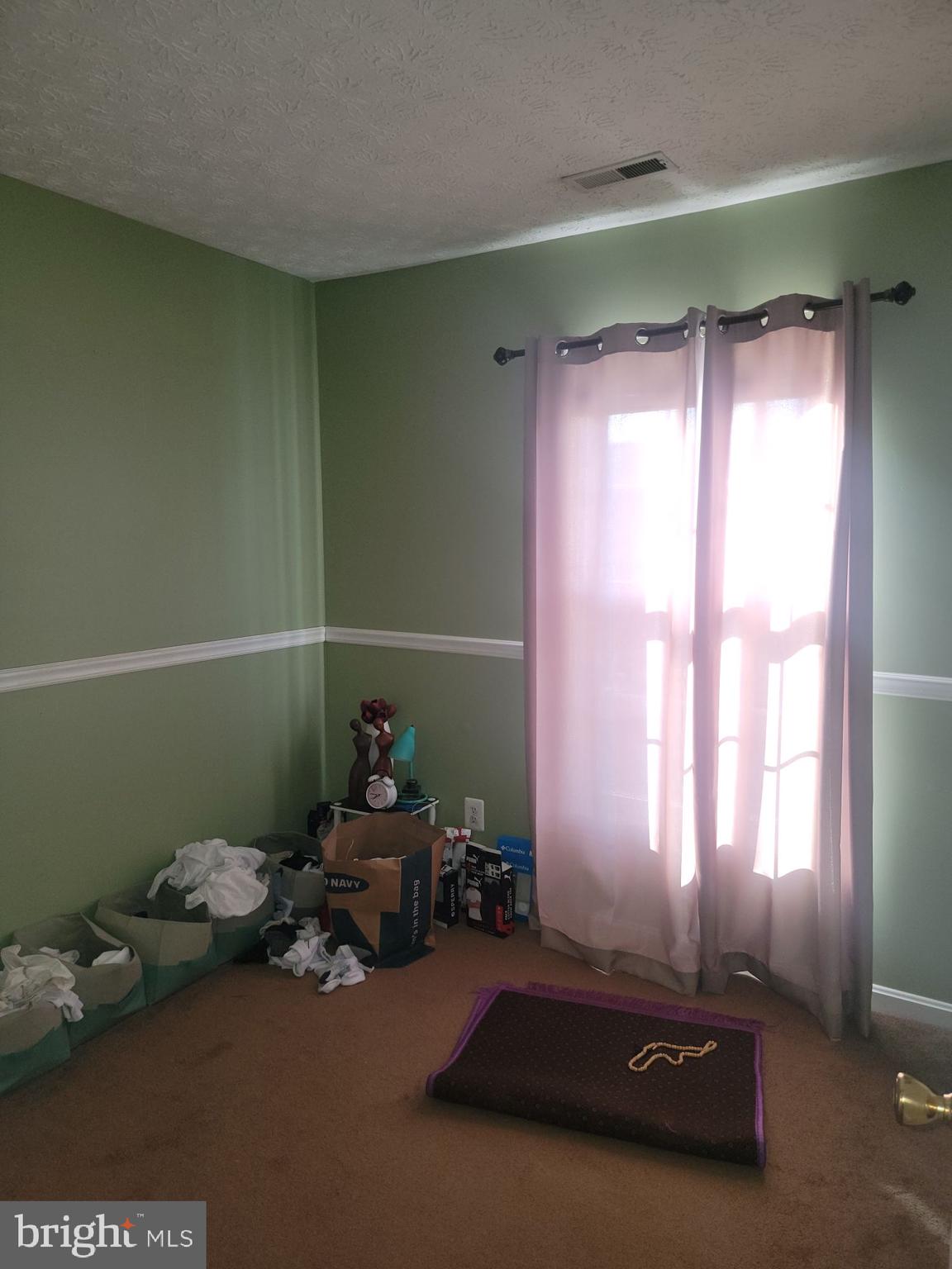 37 Gunfalls Garth Baltimore, MD 21236 - Photo 39 of 64 3rd Bedroom