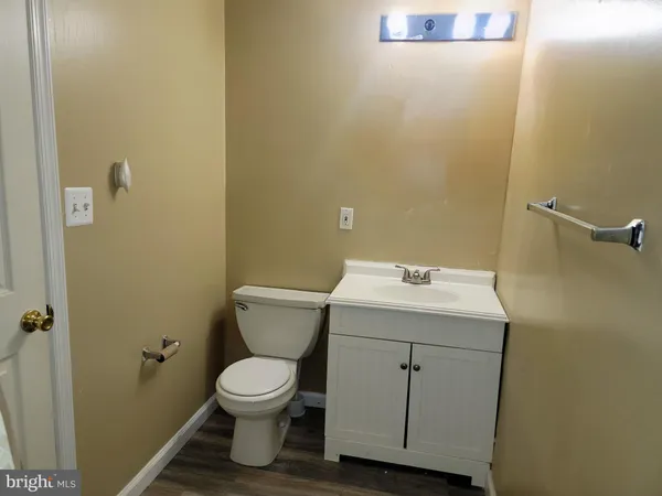 $360,000 | 37 Gunfalls Garth, Baltimore, MD 21236