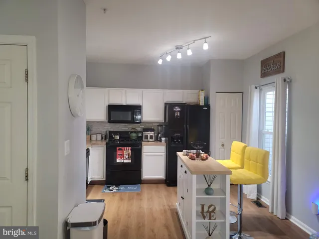 $375,000 | 37 Gunfalls Garth, Baltimore, MD 21236