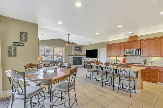 $565,000 | 46347 Opah Drive, Ahwahnee, CA 93601