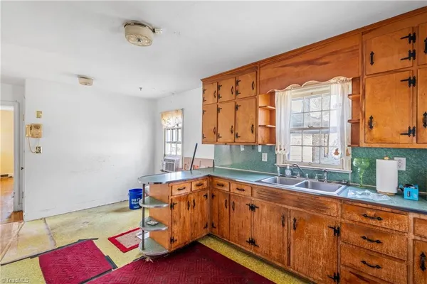 $105,000 | 900 West Monroe Street, Mayodan, NC 27027