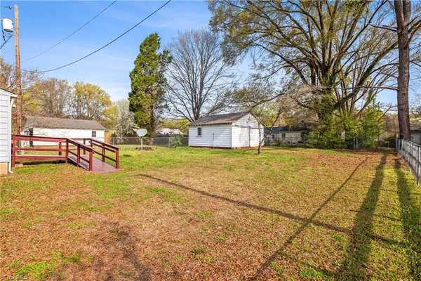 $105,000 | 900 West Monroe Street, Mayodan, NC 27027