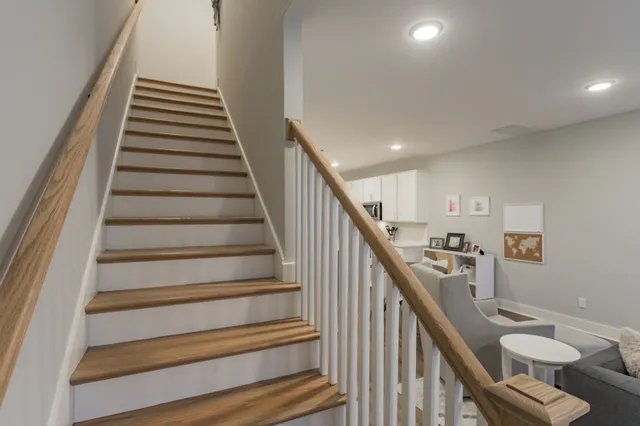 a view of entryway and hall