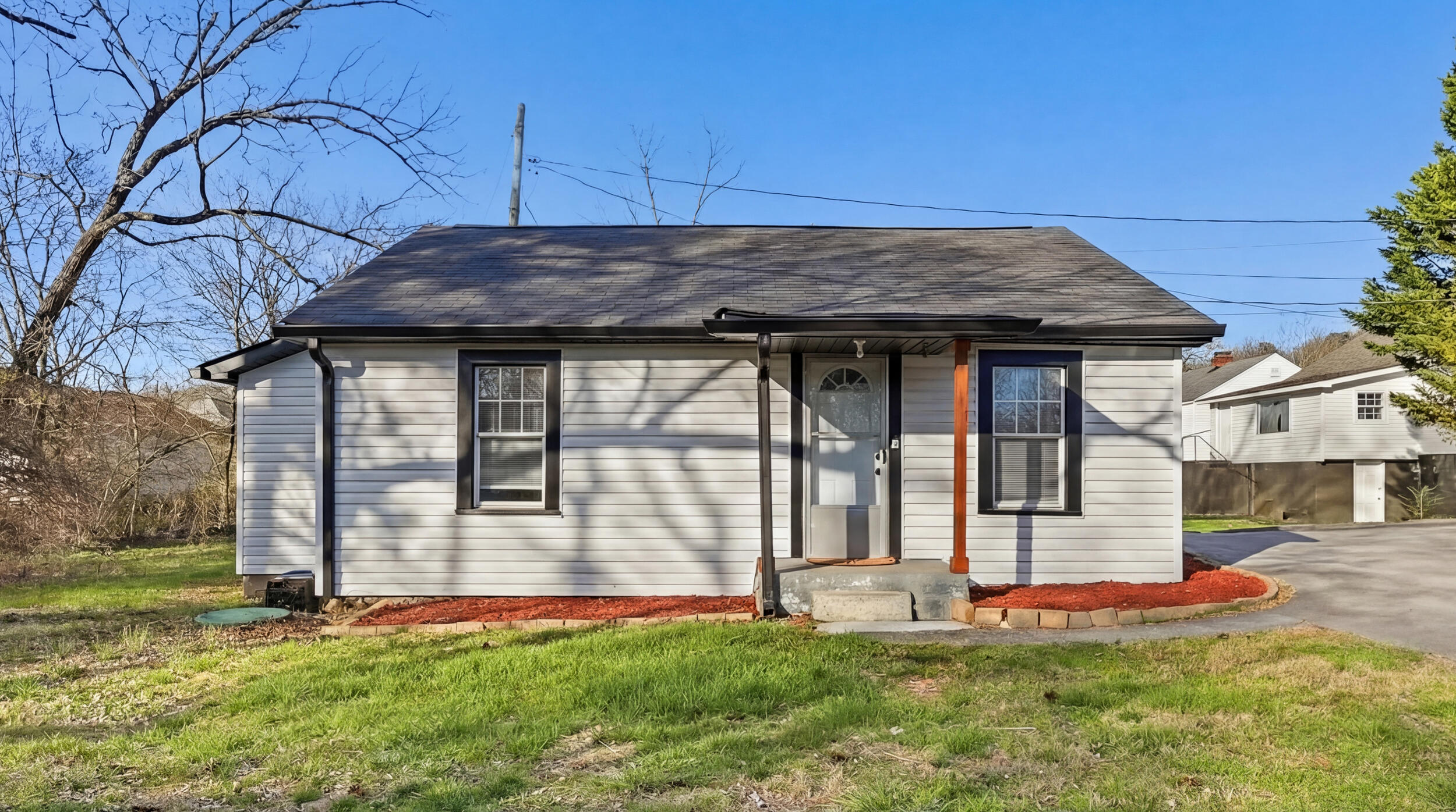 1_3703 redding rd-1