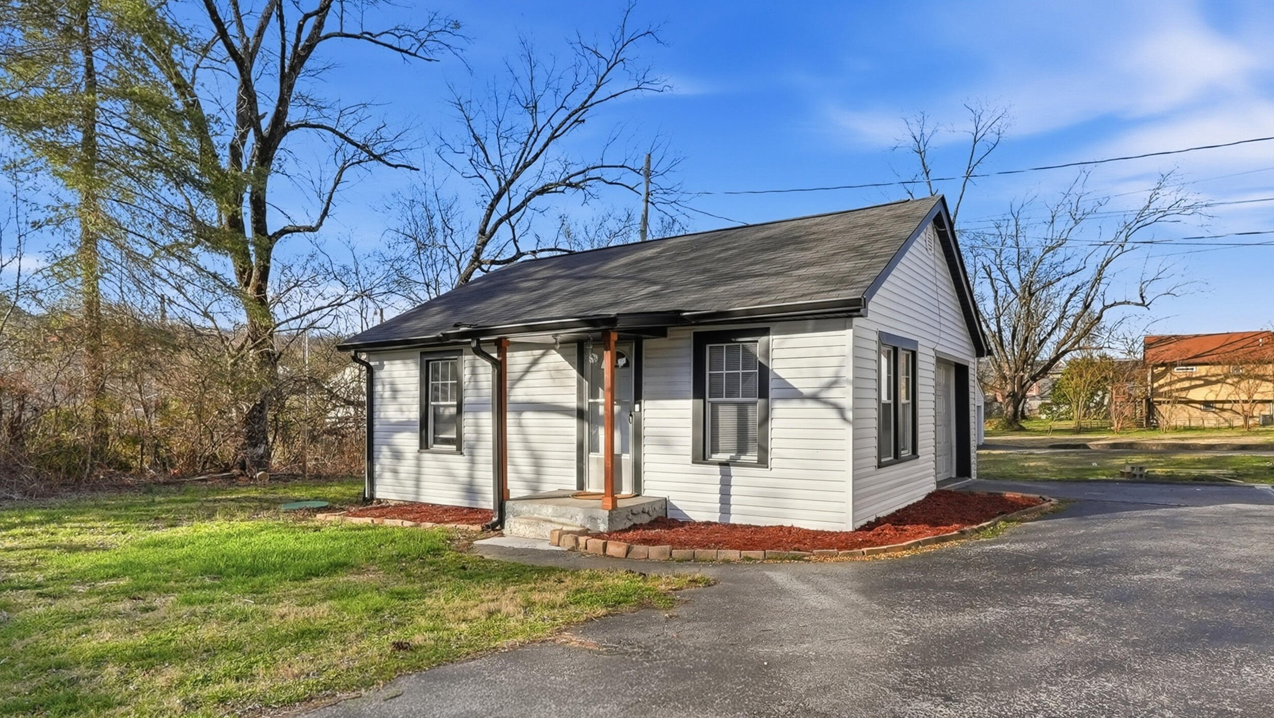 3703 Redding Road Chattanooga, TN 37415 - Photo 2 of 16 2_3703 redding rd-2