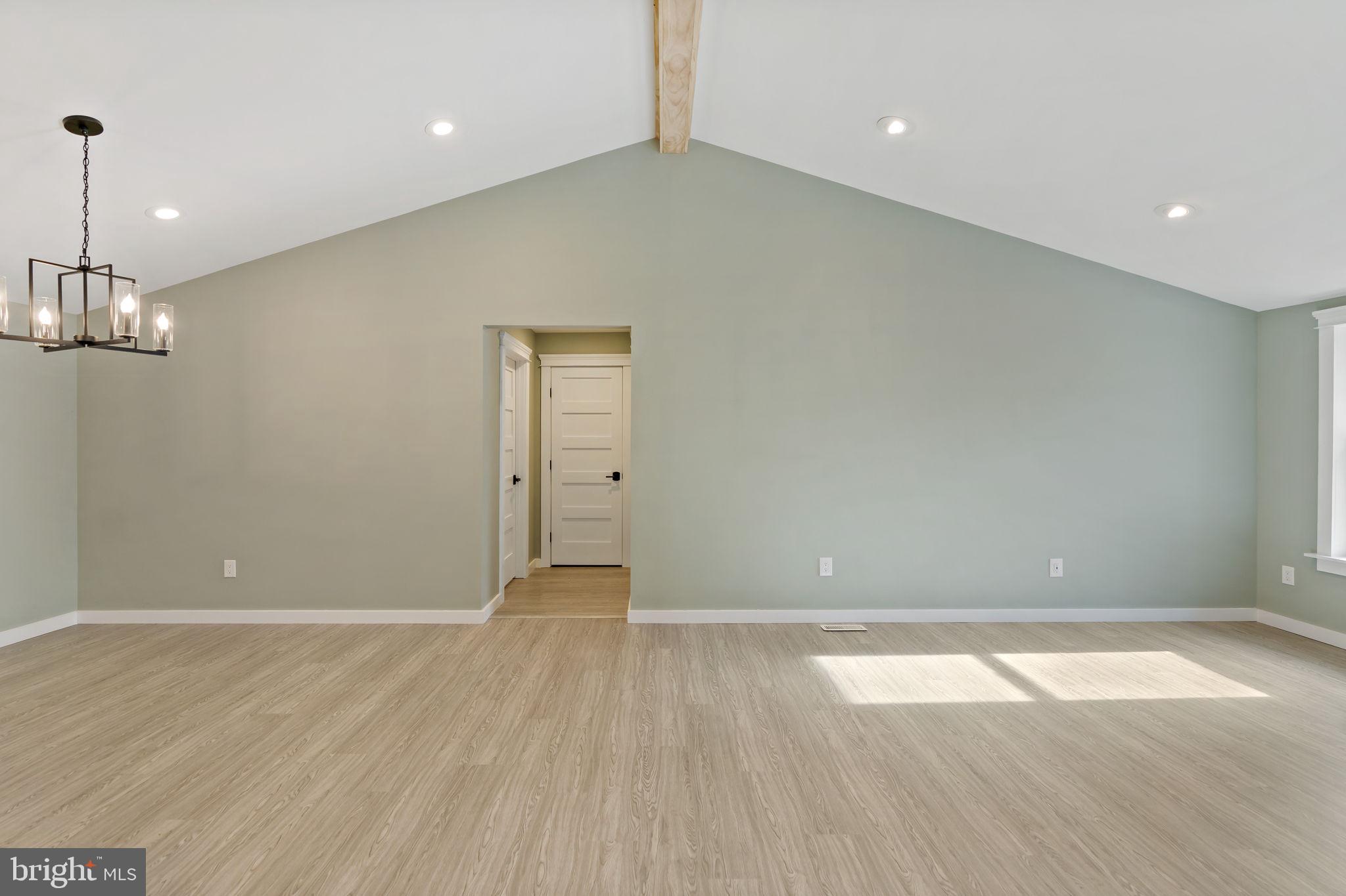 178 Devonshire Road Hedgesville, WV 25427 - Photo 18 of 56 Gallery Image 18
