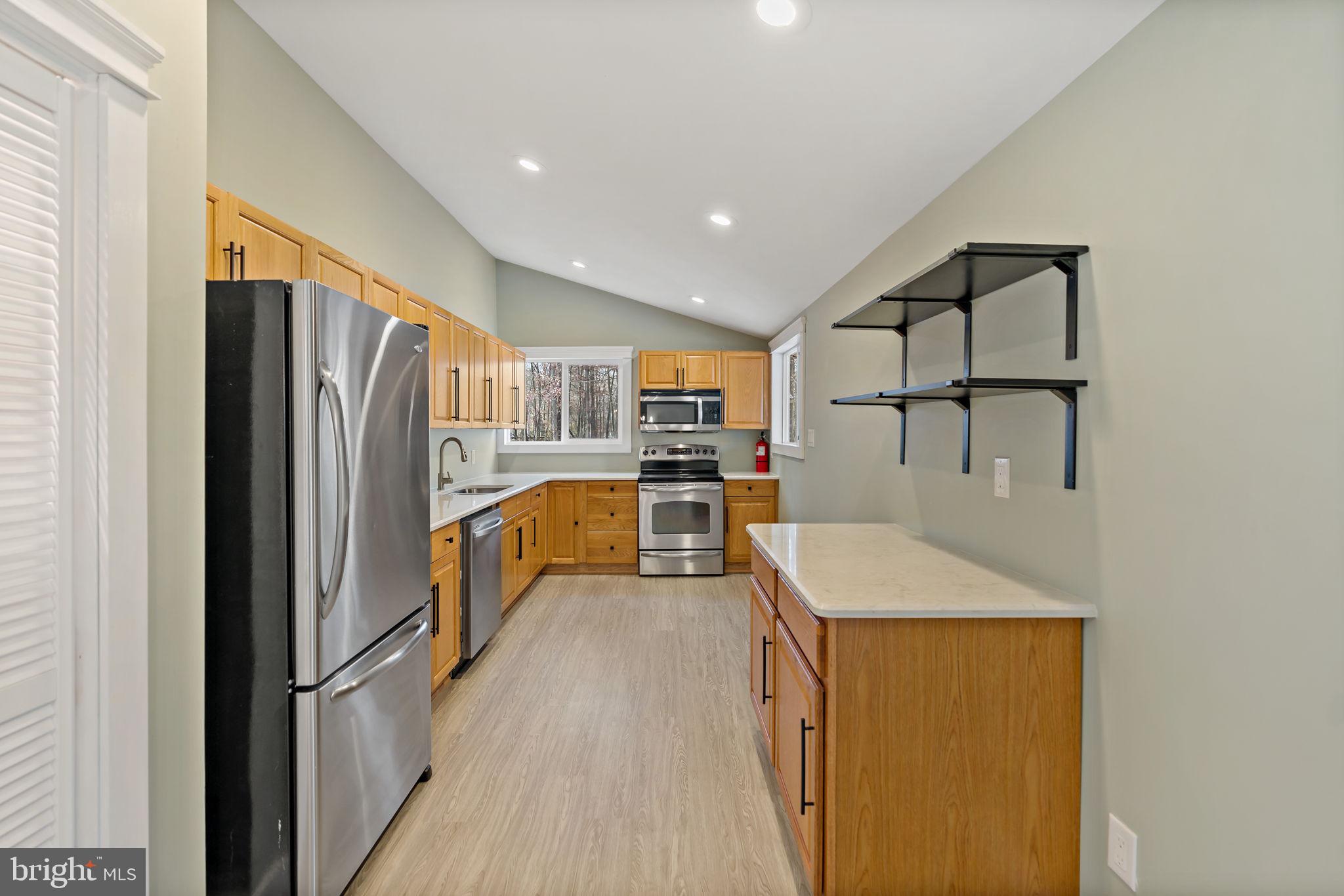 178 Devonshire Road Hedgesville, WV 25427 - Photo 22 of 56 Gallery Image 22
