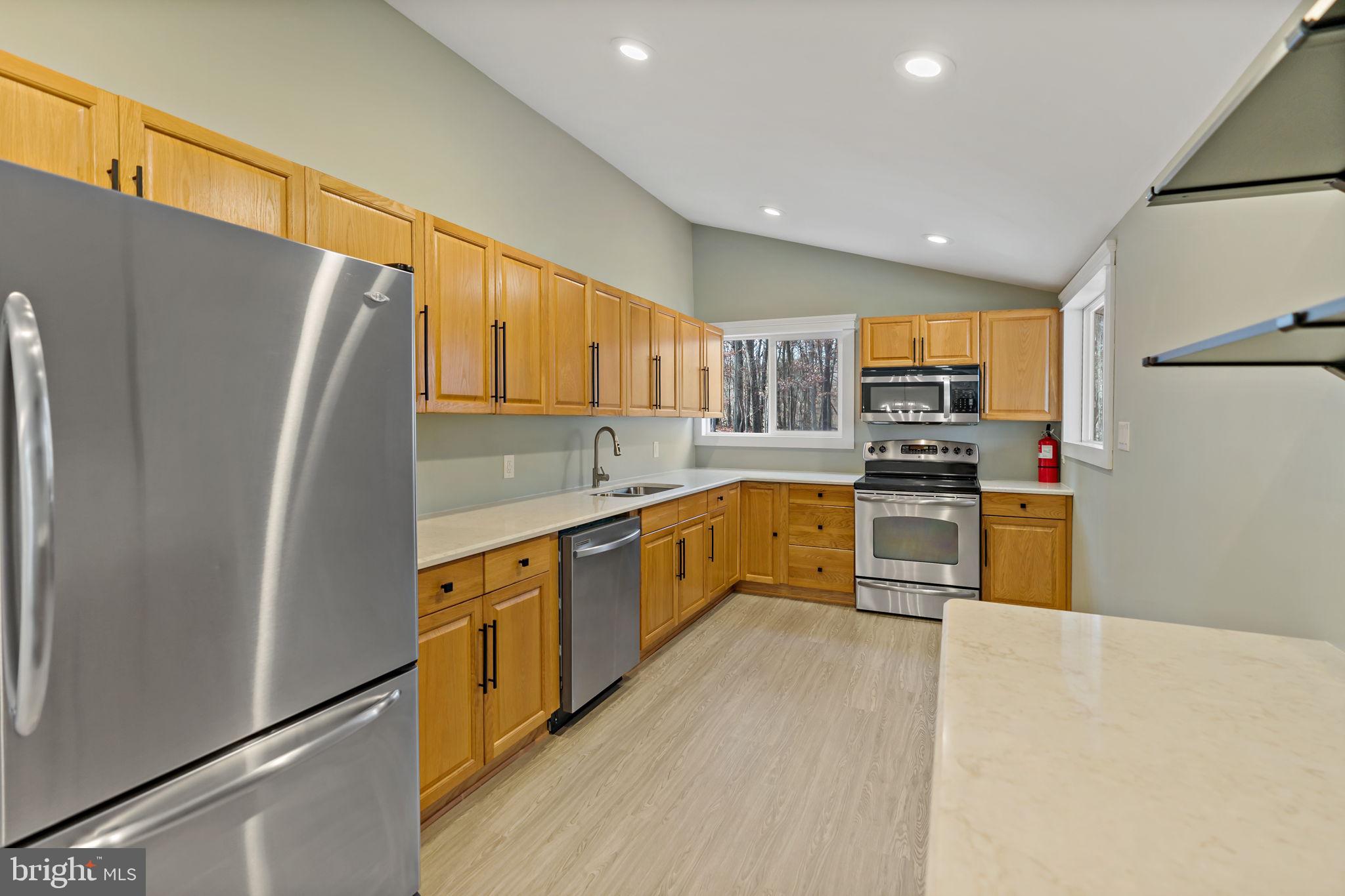 178 Devonshire Road Hedgesville, WV 25427 - Photo 23 of 56 Gallery Image 23