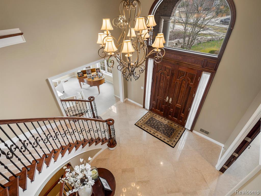 2942 Croftshire Court Rochester, MI 48306 - Photo 45 of 70 Gallery Image 45