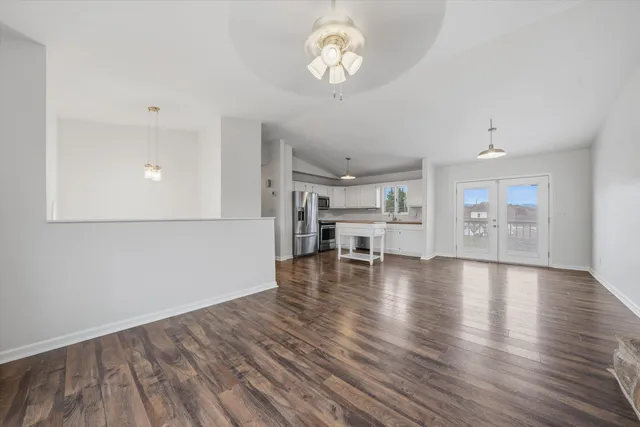 $349,997 | 3702 Glade Hill Circle Northeast, Roanoke, VA 24012