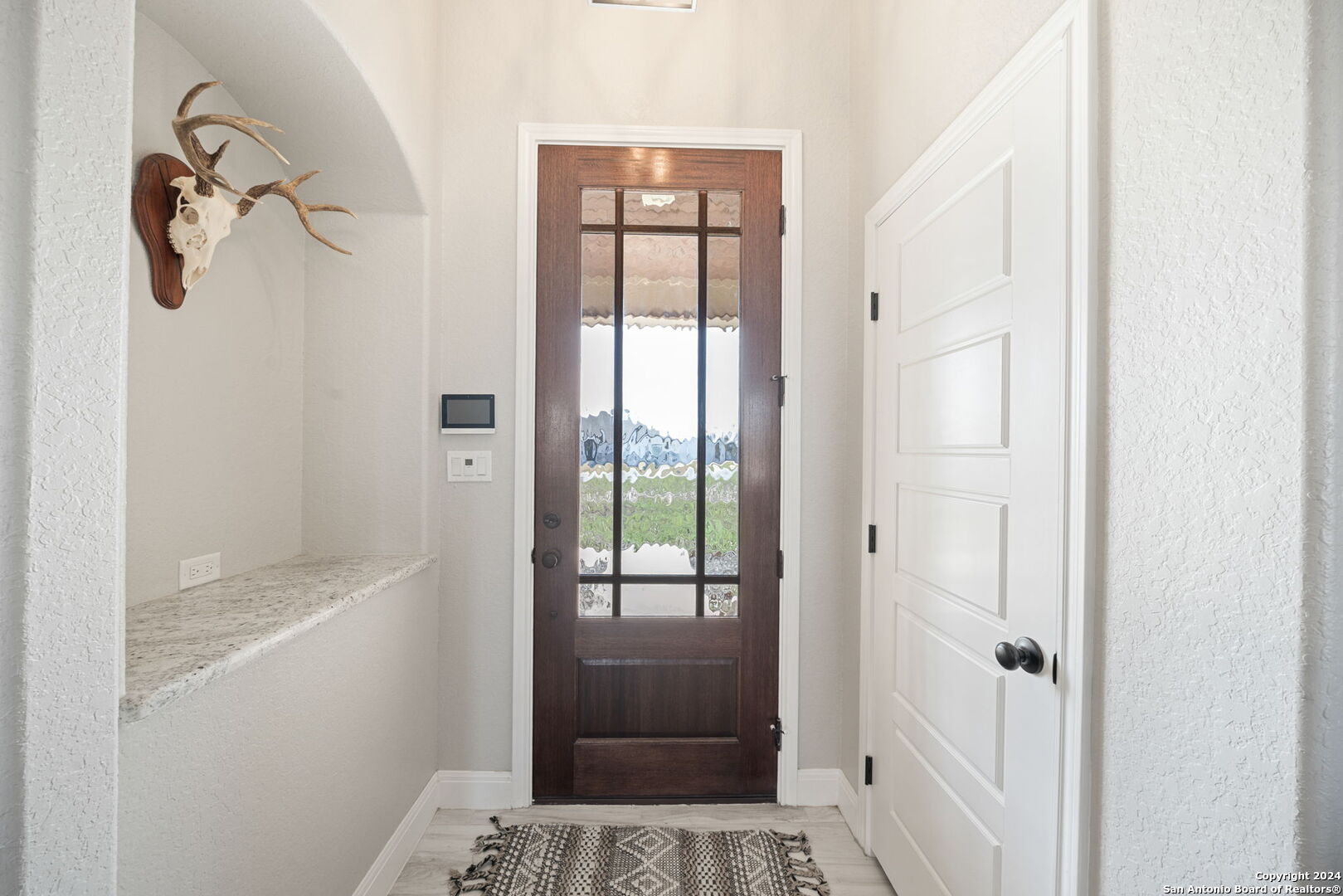 108 Settlement Pass La Vernia, TX 78121 - Photo 6 of 34