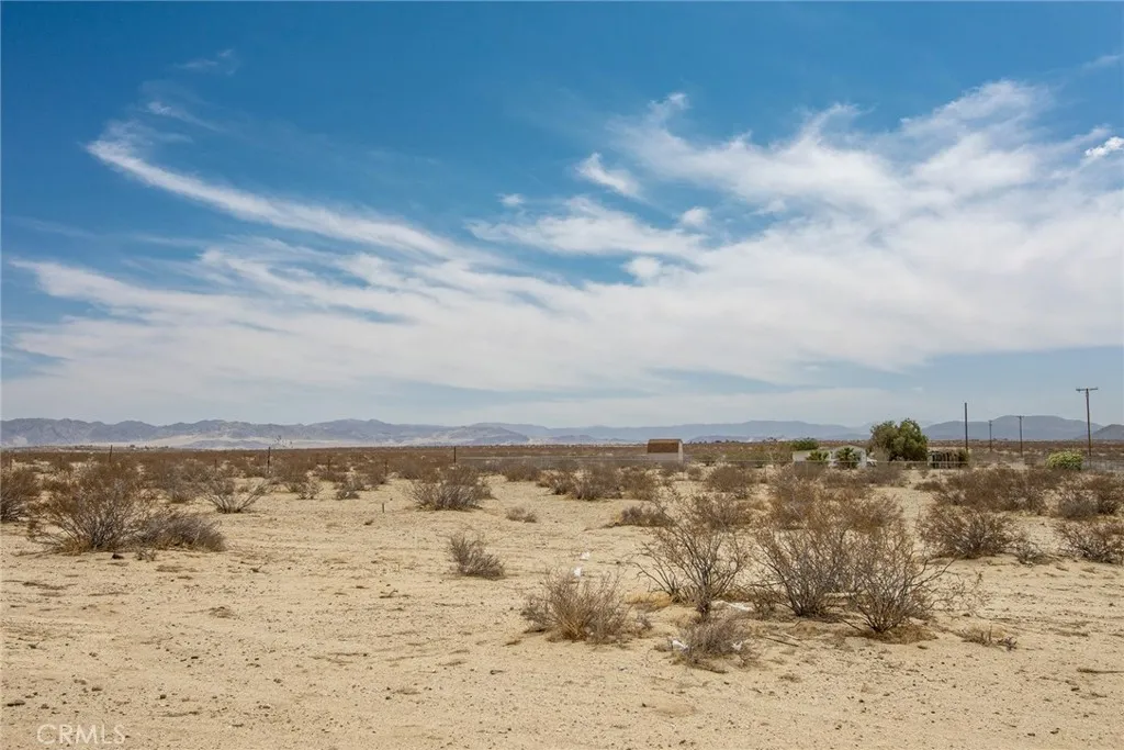 64700 Sunshine Joshua Tree, CA 92252 - Photo 12 of 13 a view of ocean view with beach