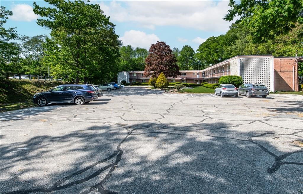 72 West Shore Road, Unit 202 Warwick, RI 02889 - Photo 18 of 19