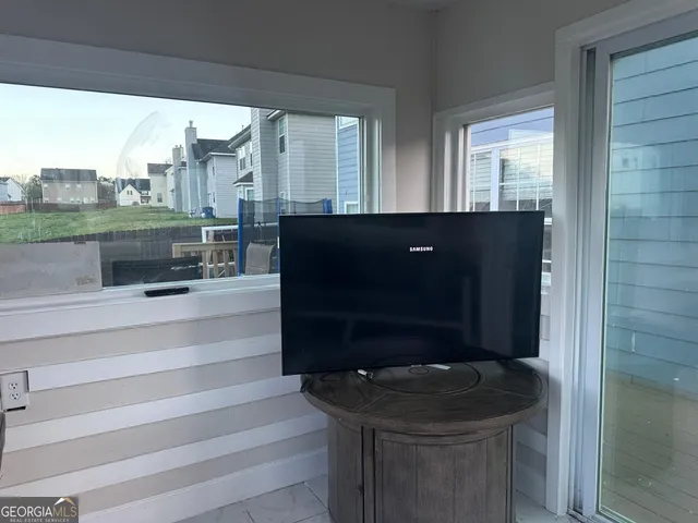 a view of a entryway of the house