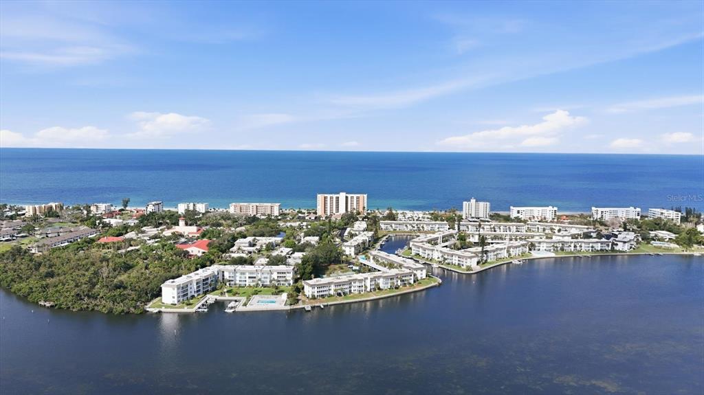 605 Sutton Place, Unit 101 Longboat Key, FL 34228 - Photo 33 of 45 Gallery Image 33