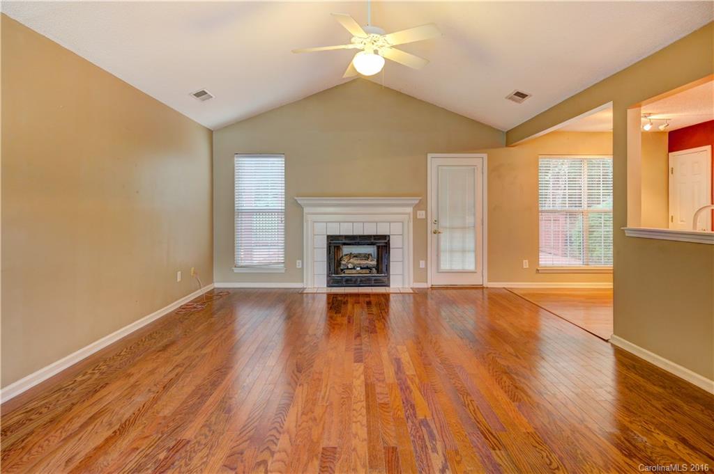 107 Shade Tree Circle Fort Mill, SC 29715 - Photo 2 of 16 Gallery Image 2