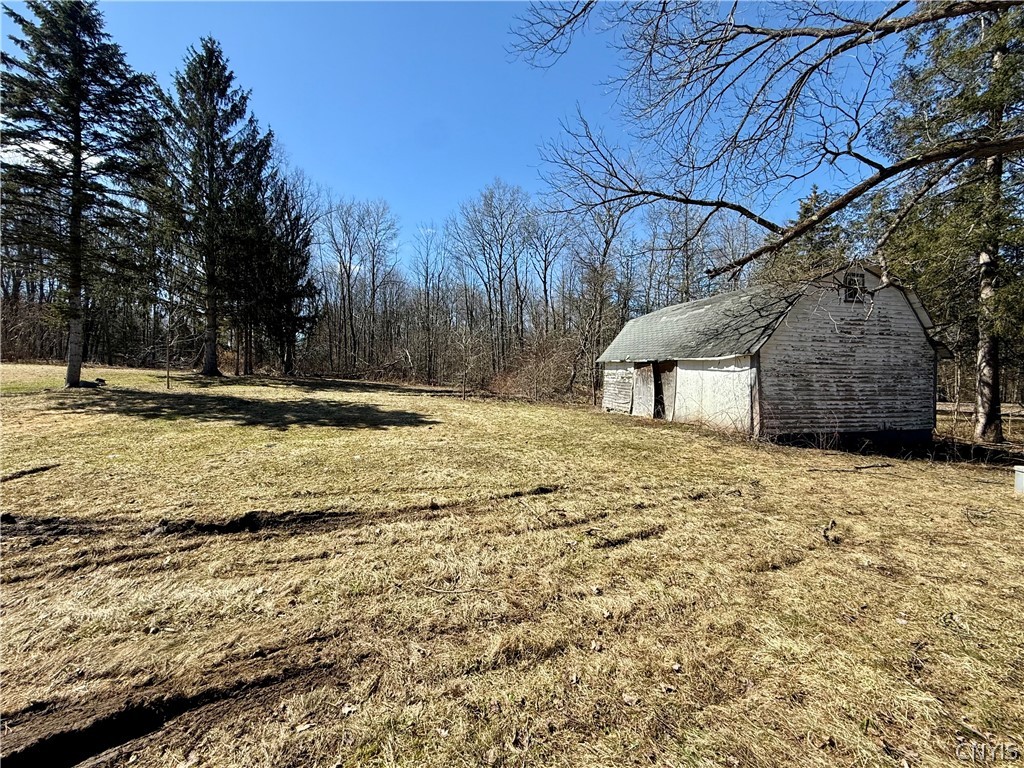 6229 Coleman Mills Road Whitestown, NY 13424 - Photo 7 of 40