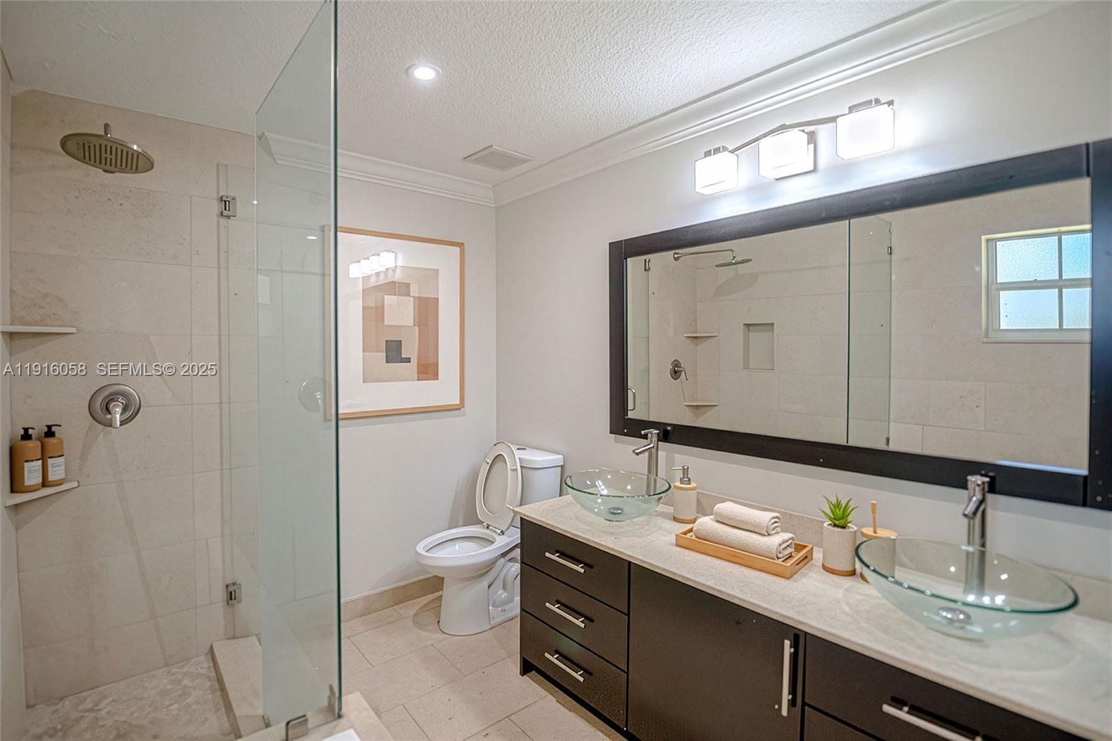 15461 Southwest 170th Terrace Miami, FL 33187 - Photo 11 of 25