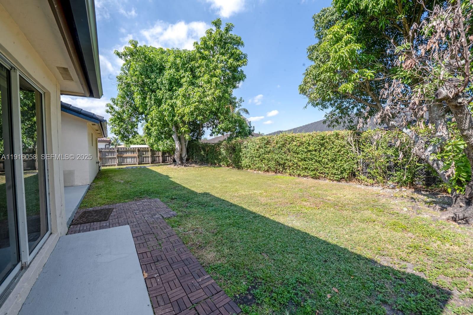 15461 Southwest 170th Terrace Miami, FL 33187 - Photo 23 of 25